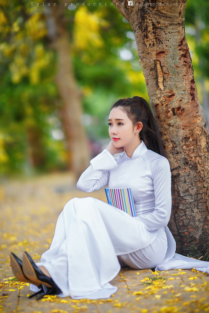被丈夫上司調(diào)教妻子完整版